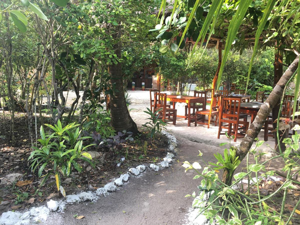 Mount Zion Lodge Michamvi Kae Экстерьер фото